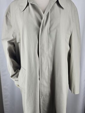 Men's Classic Light Beige Trench Coat - Timeless Outerwear